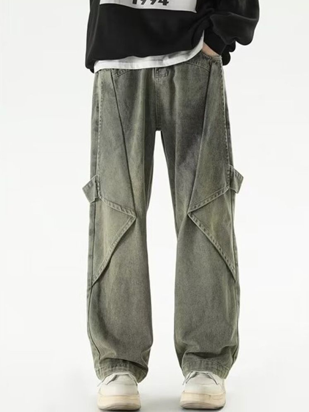 

StyleCast Men Wide Leg Low-Rise Jeans, Black