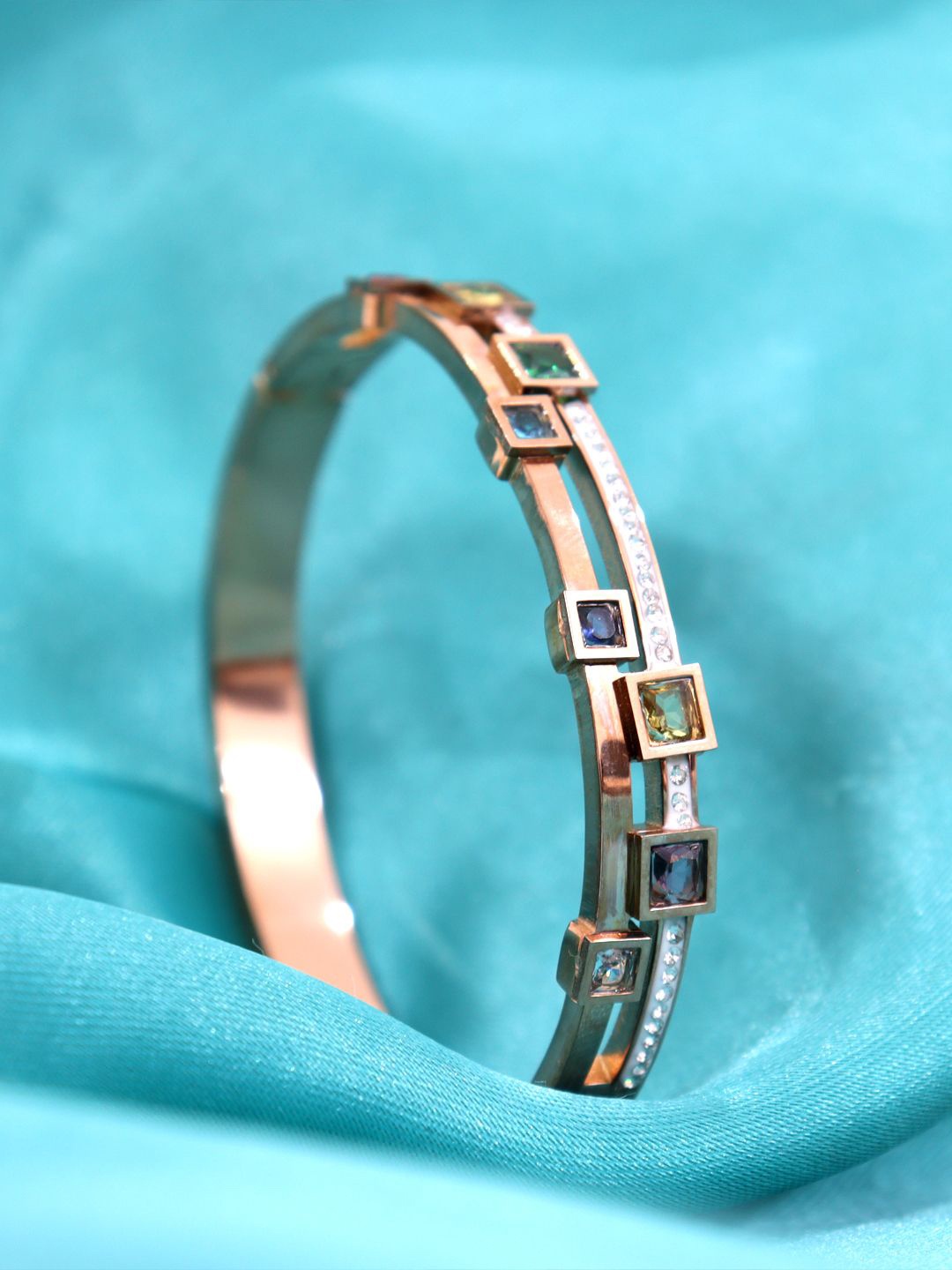 

Krelin Women Rose Gold-Plated Bangle-Style Bracelet
