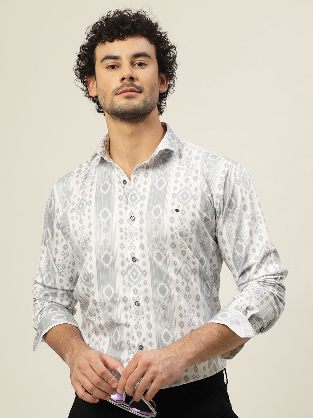 

JADEBERRY Men Classic Slim Fit Opaque Printed Party Shirt, White