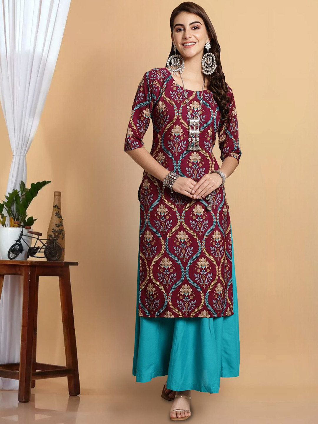 

7Threads Women Flared Sleeves Floral Crepe Kurta, Multi