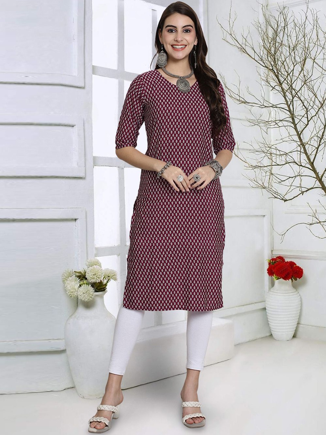 

7Threads Women Geometric Striped Keyhole Neck Mirror Work Floral Crepe Pathani Kurta, Multi