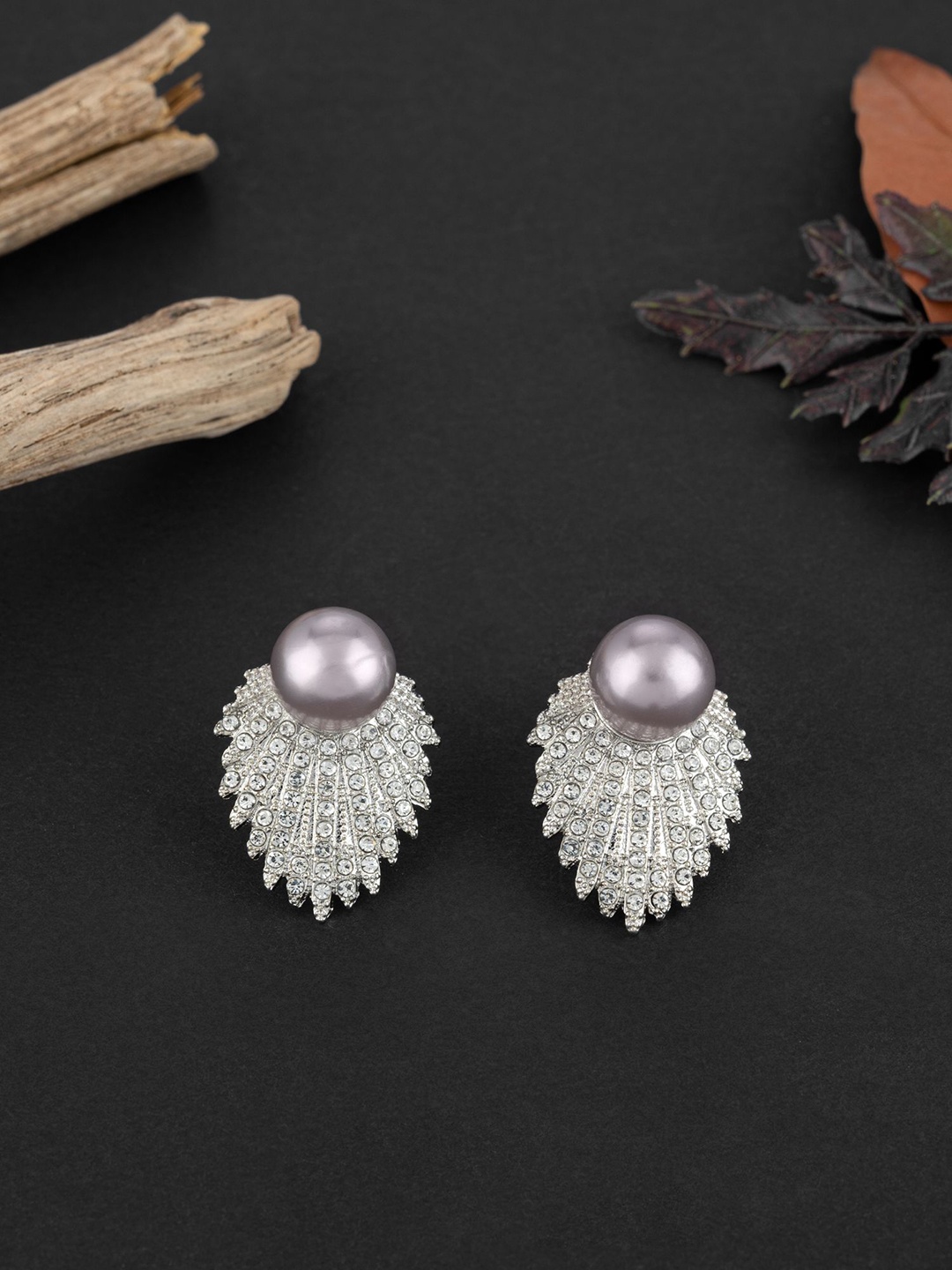 

E2O Contemporary Studs Earrings, Silver