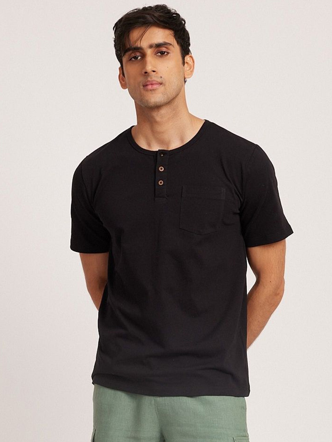 

Creatures of Habit Men Jersey Henley Tshirt, Black