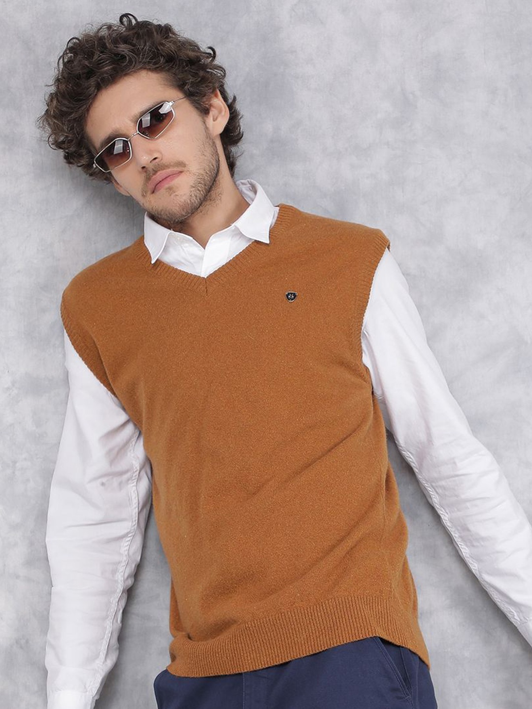 

Crimsoune Club Men Sweater Vest, Mustard