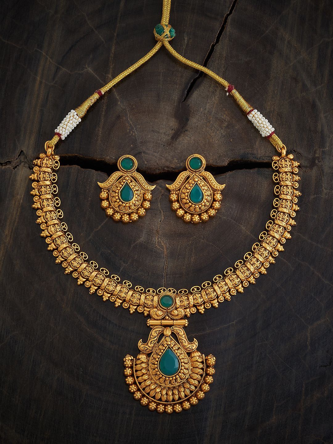 

Kushal's Fashion Jewellery Gold-Plated Stone-Studded Antique Jewellery Set