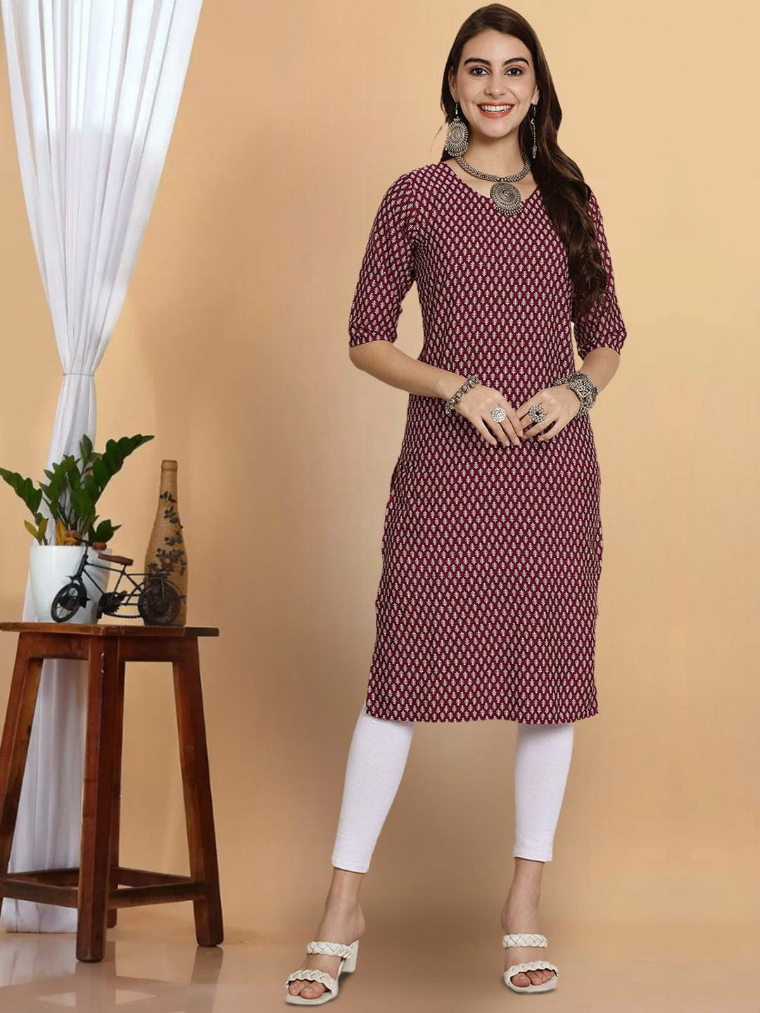 

7Threads Women Ethnic Motifs Printed Flared Sleeves Thread Work Floral Crepe Kurta, Multi