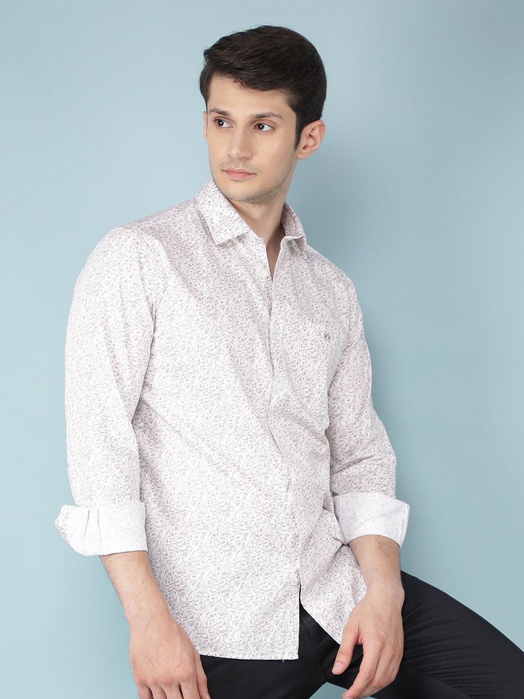 

Crimsoune Club Men Classic Slim Fit Floral Opaque Printed Casual Shirt, Olive