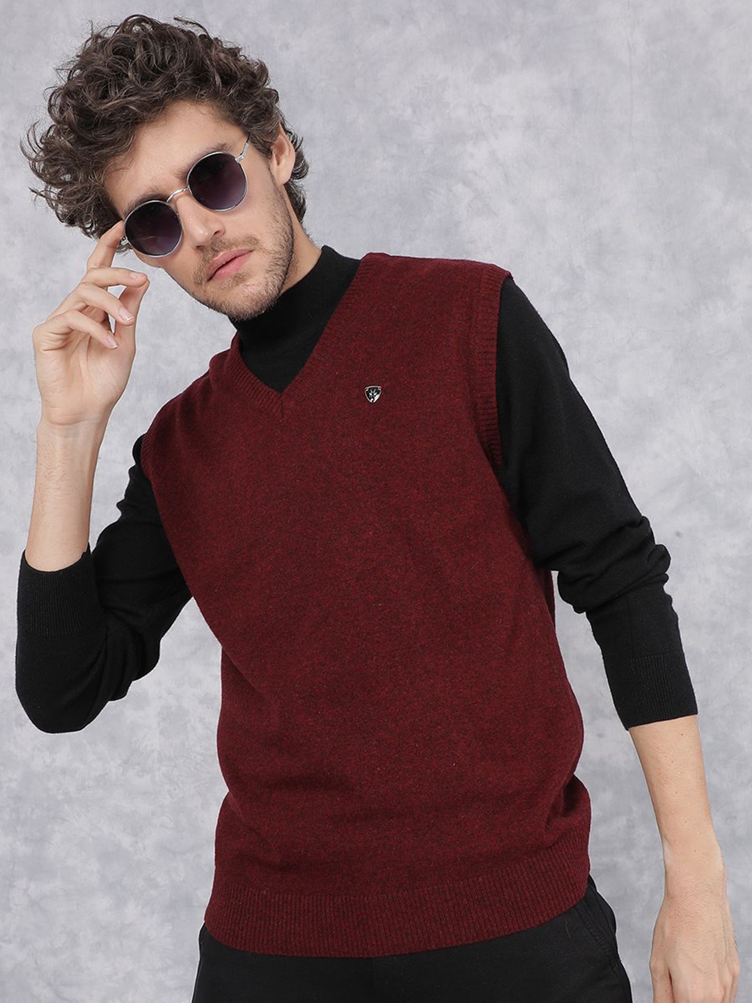 

Crimsoune Club Men Sweater Vest, Maroon