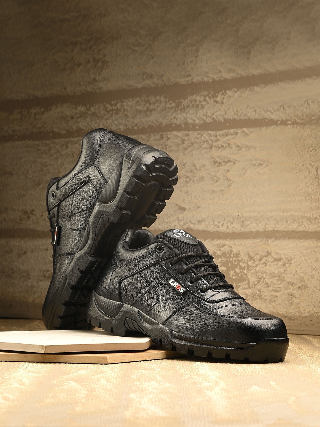 

Leo's Fitness Shoes Men Leather Antibacterial Sneakers, Black