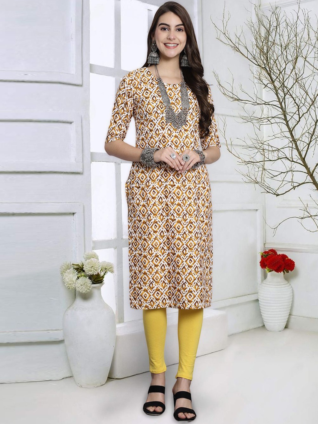 

7Threads Women Geometric Printed Thread Work Floral Crepe Kurta, Multi