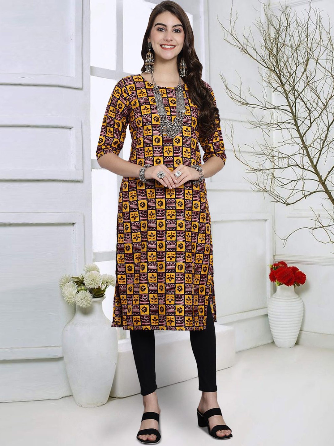 

7Threads Women Geometric Thread Work Floral Crepe Kurta, Multi