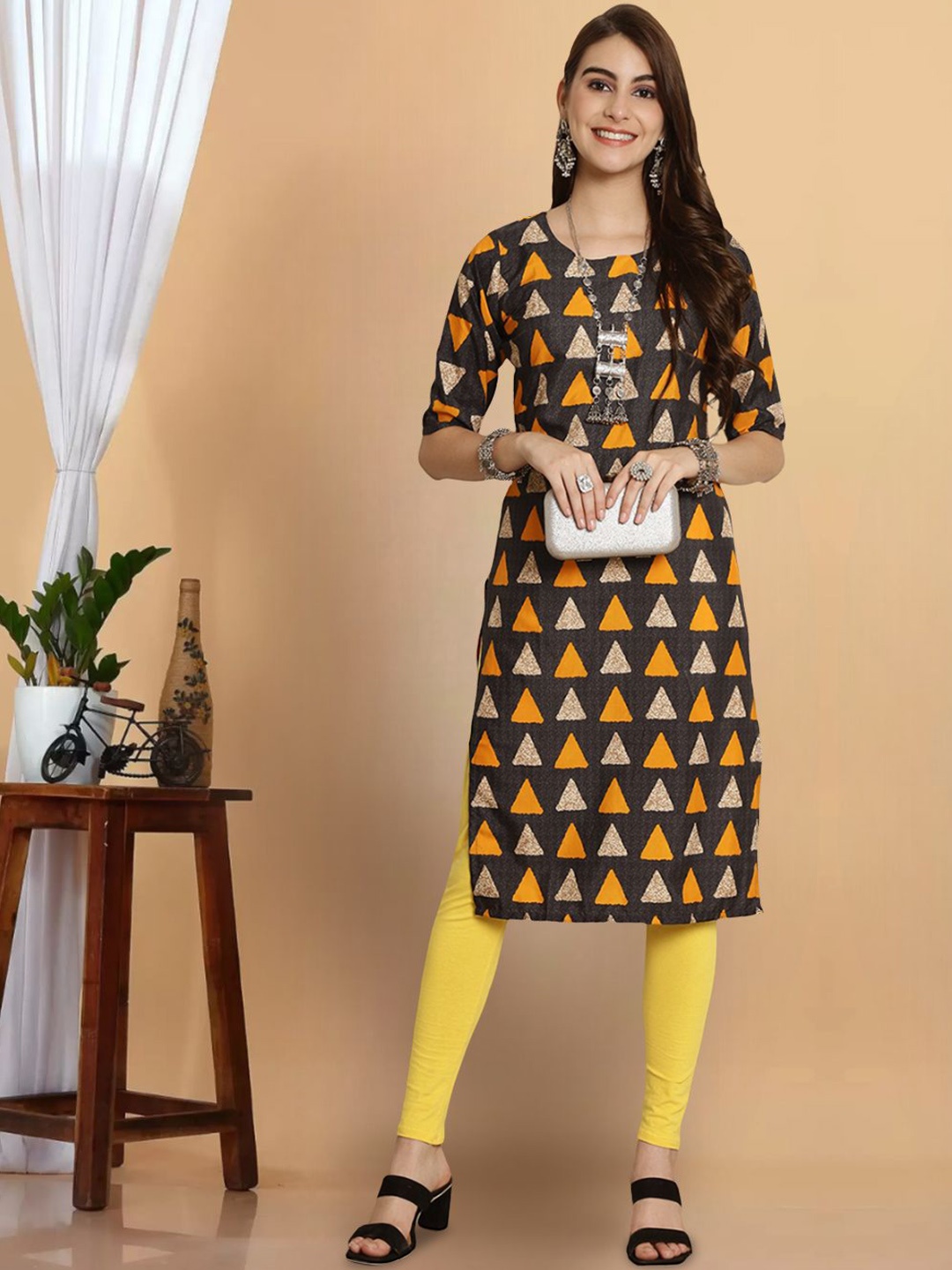 

7Threads Women Printed Mirror Work Floral Crepe Kurta, Multi