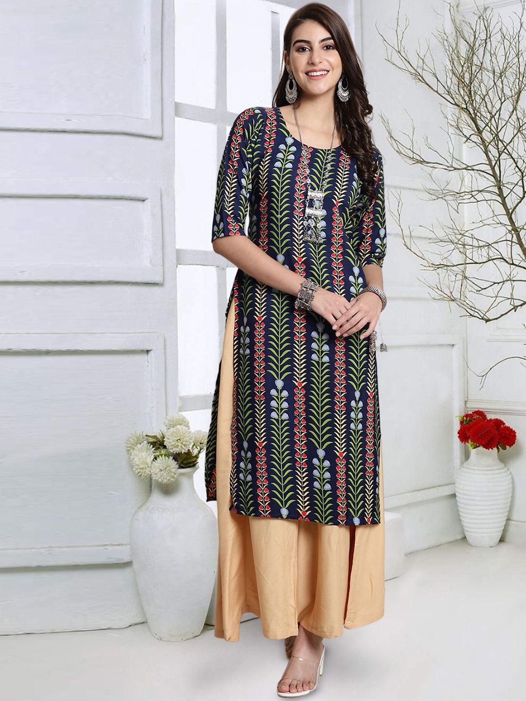 

7Threads Women Geometric Striped Keyhole Neck Sequinned Floral Crepe Kurta, Multi