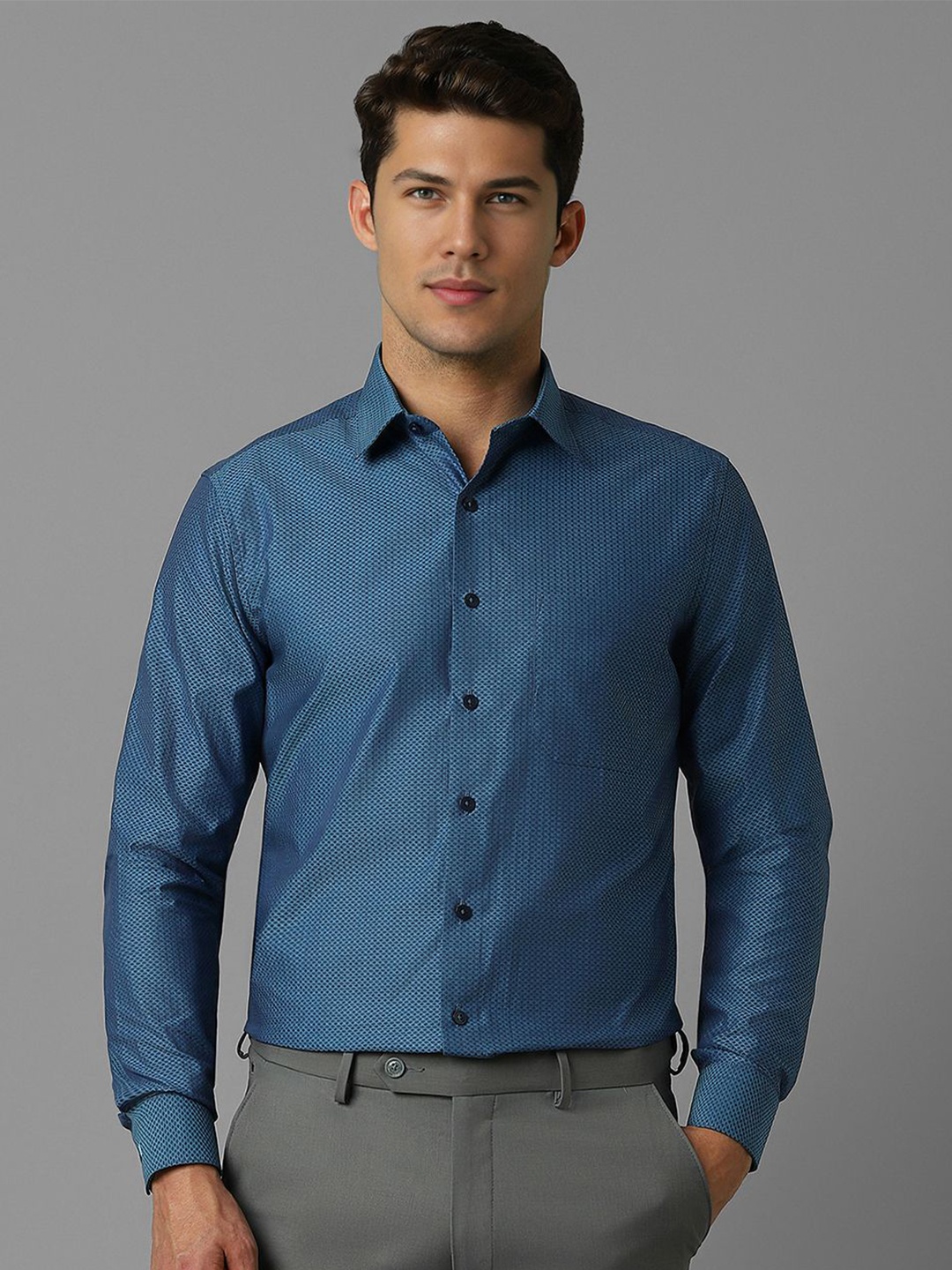 

Louis Philippe Men Slim Fit Opaque Formal Shirt, Blue