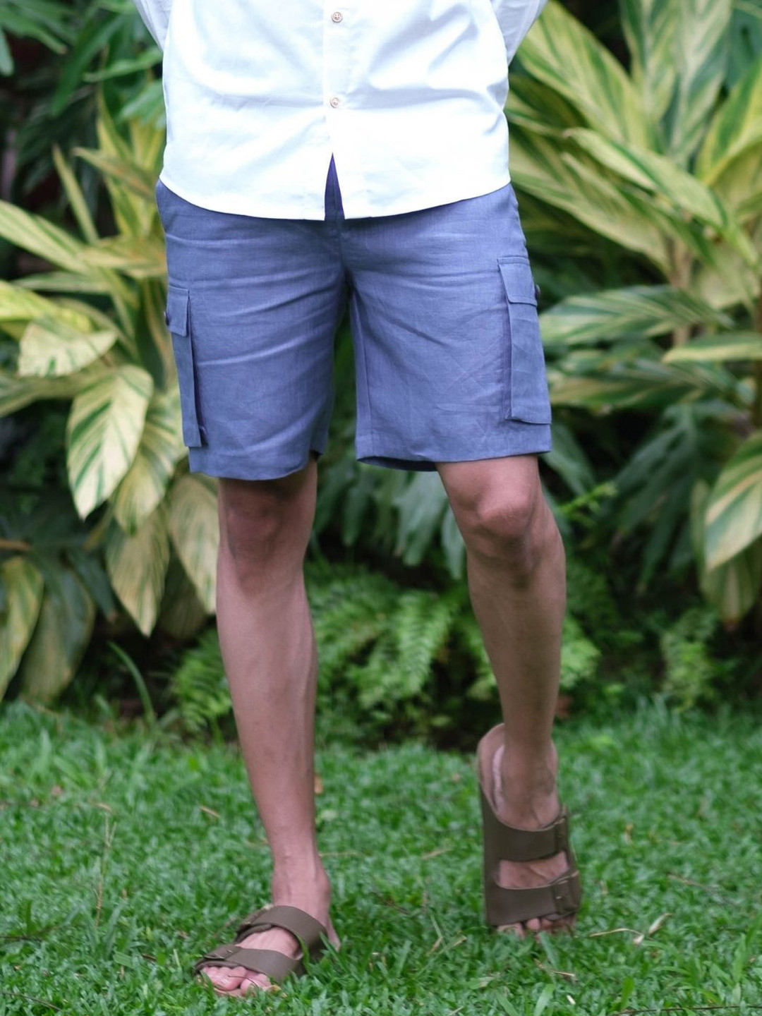 

Creatures of Habit Men Linen Cargo Shorts, Blue