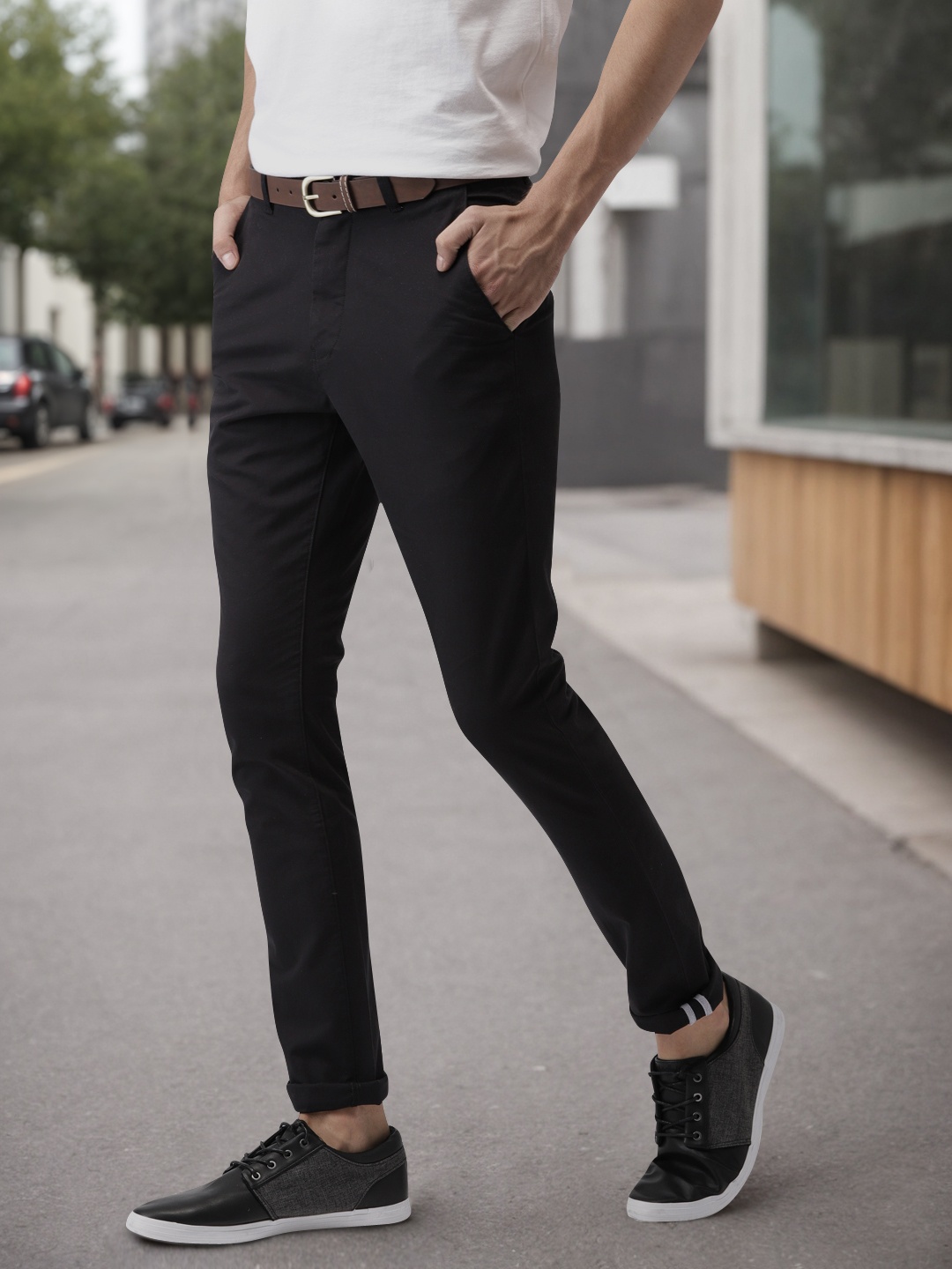 

Mast & Harbour Men Black Skinny Fit Solid RegularChinos