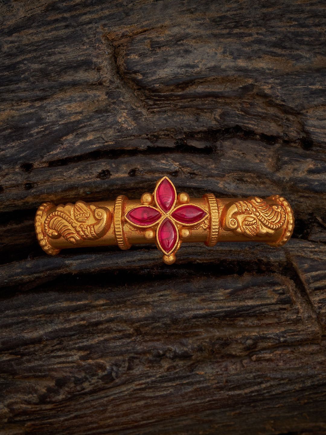 

Kushal's Fashion Jewellery 92.5 Pure Silver Gold-Plated Stone Studded Bangle
