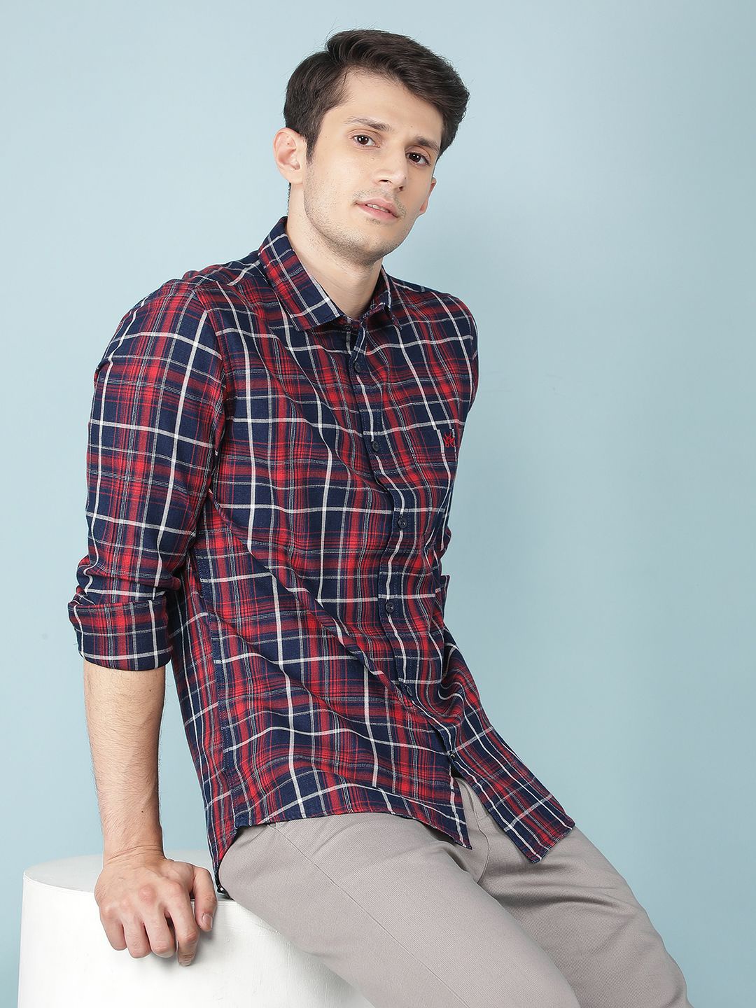

Crimsoune Club Men Classic Slim Fit Tartan Checks Opaque Checked Casual Shirt, Red