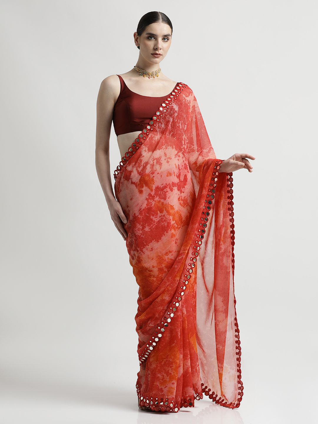 

Jaipur Kurti Tie and Pure Georgette Dye Mirror Work Saree, Red