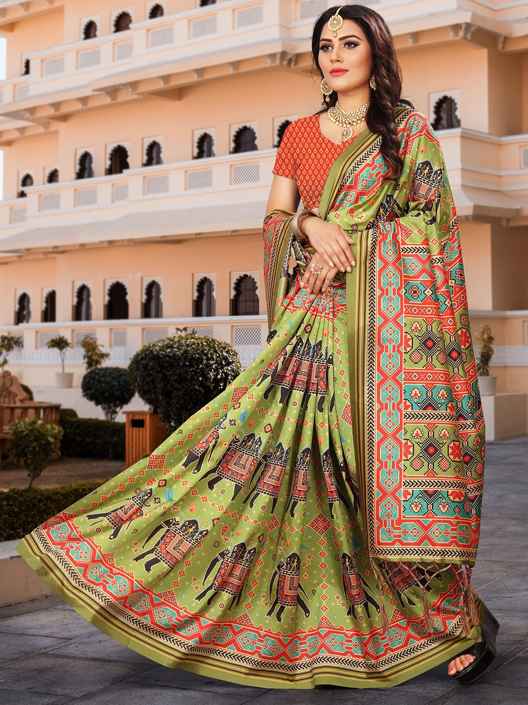 

Kaizen TEXO FAB Printed Ethnic Motifs Patola Saree, Green