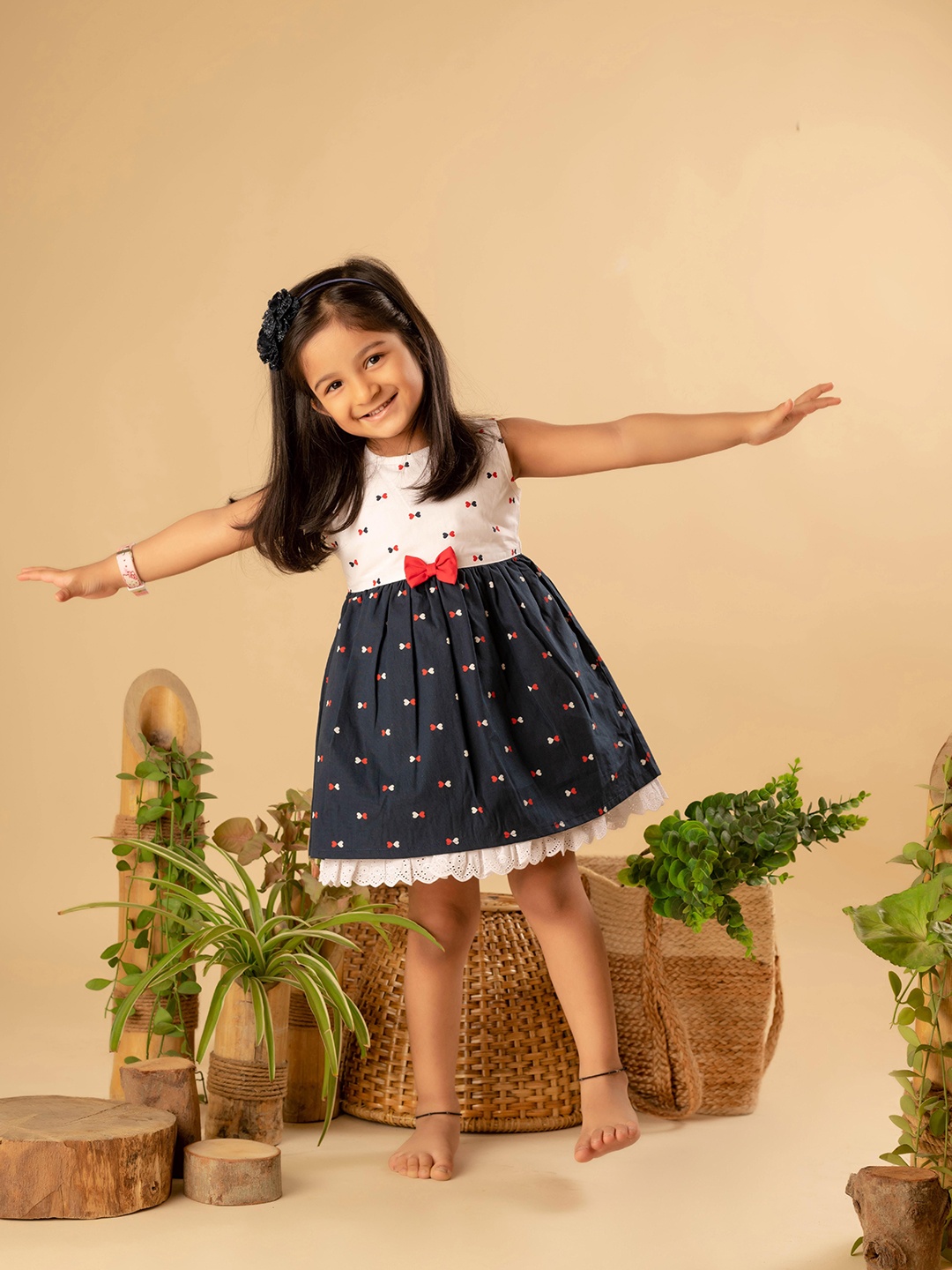 

SNUGGLY MONKEY Girls Conversational Print A-Line Dress, Navy blue