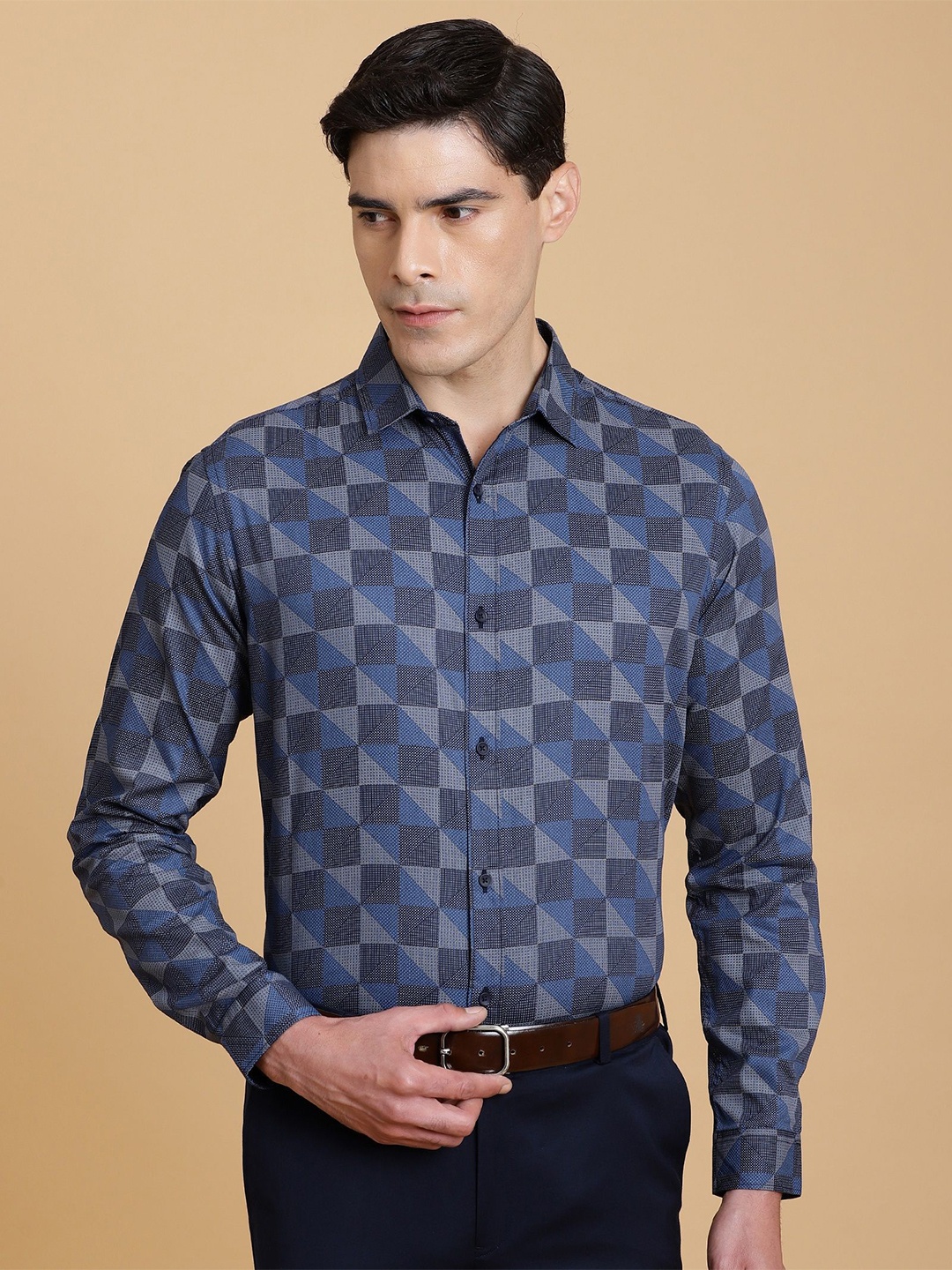 

Gavin Paris Men Classic Opaque Checked Semiformal Shirt, Blue