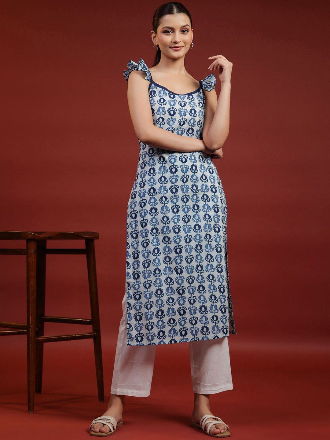 

anayna Women Printed Thread Work Floral Kurta, Blue