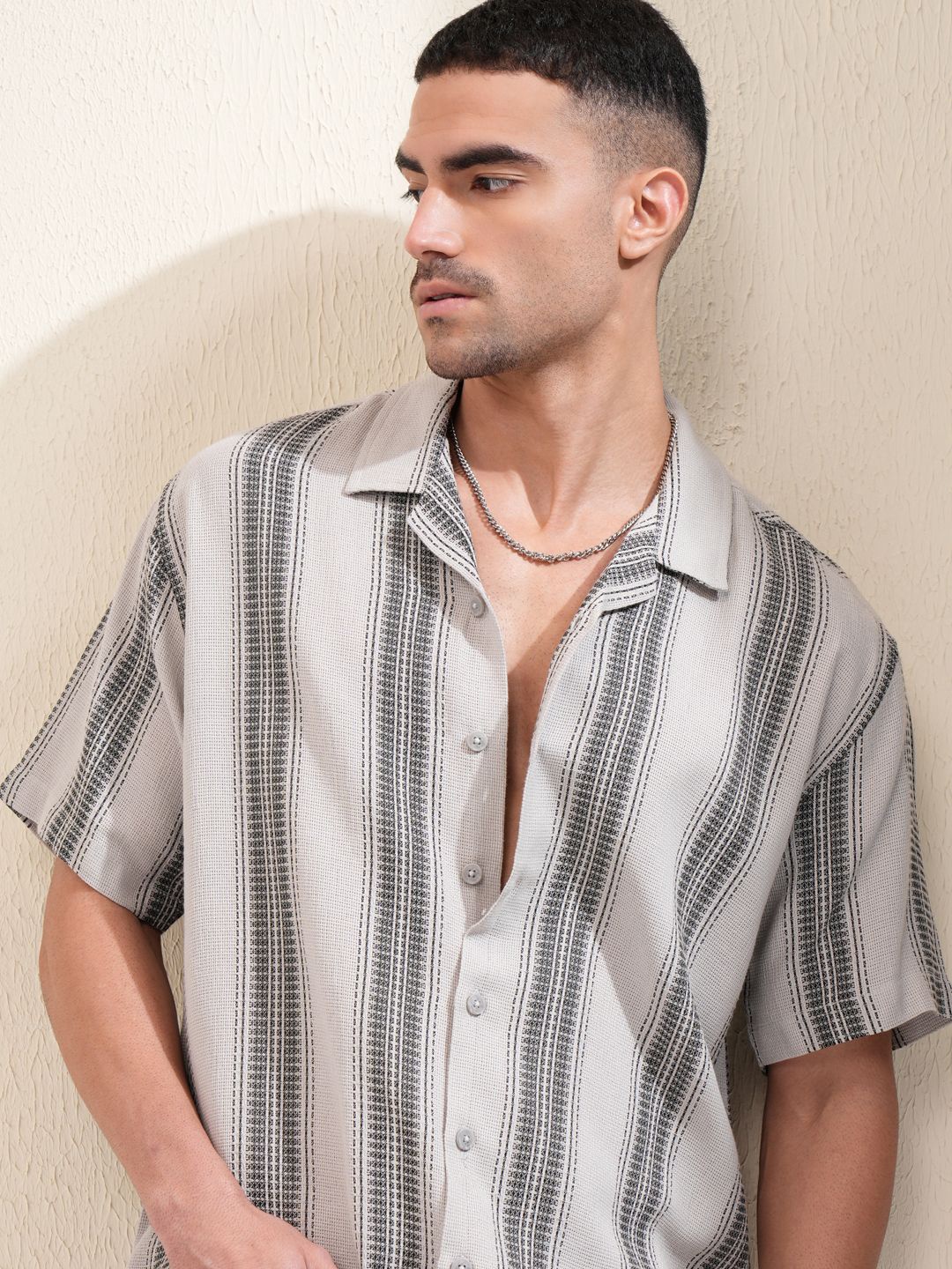 

LOCOMOTIVE Premium Men Dobby Textured Striped Cuban Collar Oversized Shirt, Grey