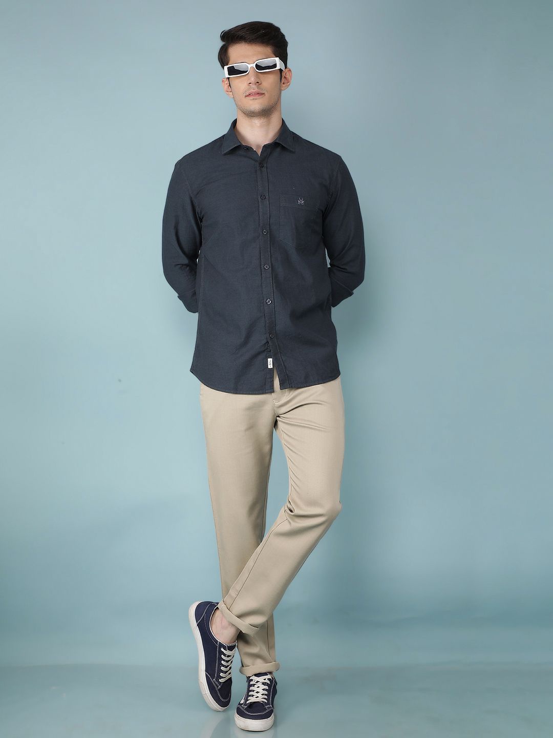 

Crimsoune Club Men Classic Slim Fit Opaque Casual Shirt, Black