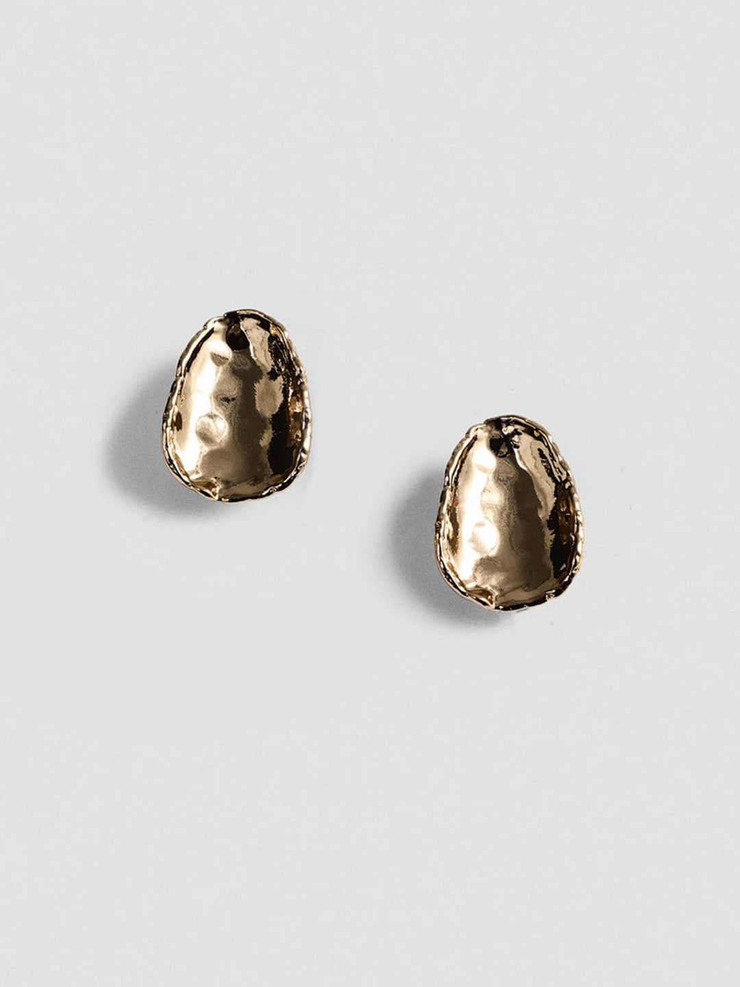 

MANGO Contemporary Studs Earrings, Gold