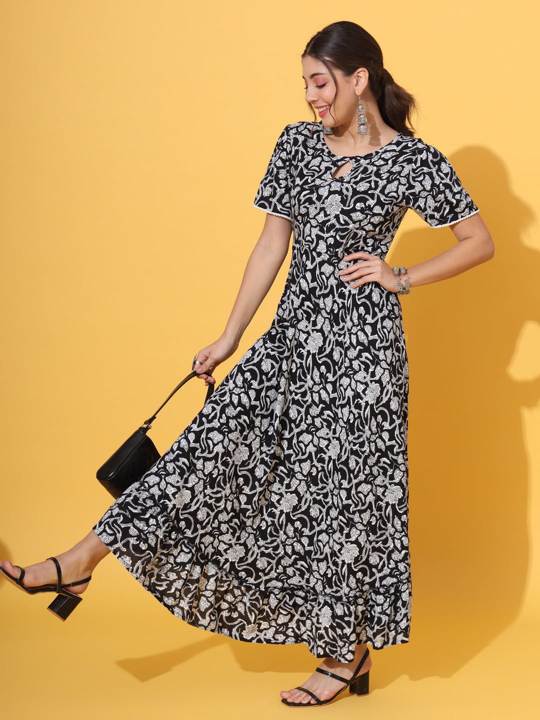 

KALINI Floral Printed Keyhole Neck Short Sleeves Maxi Dress, Black