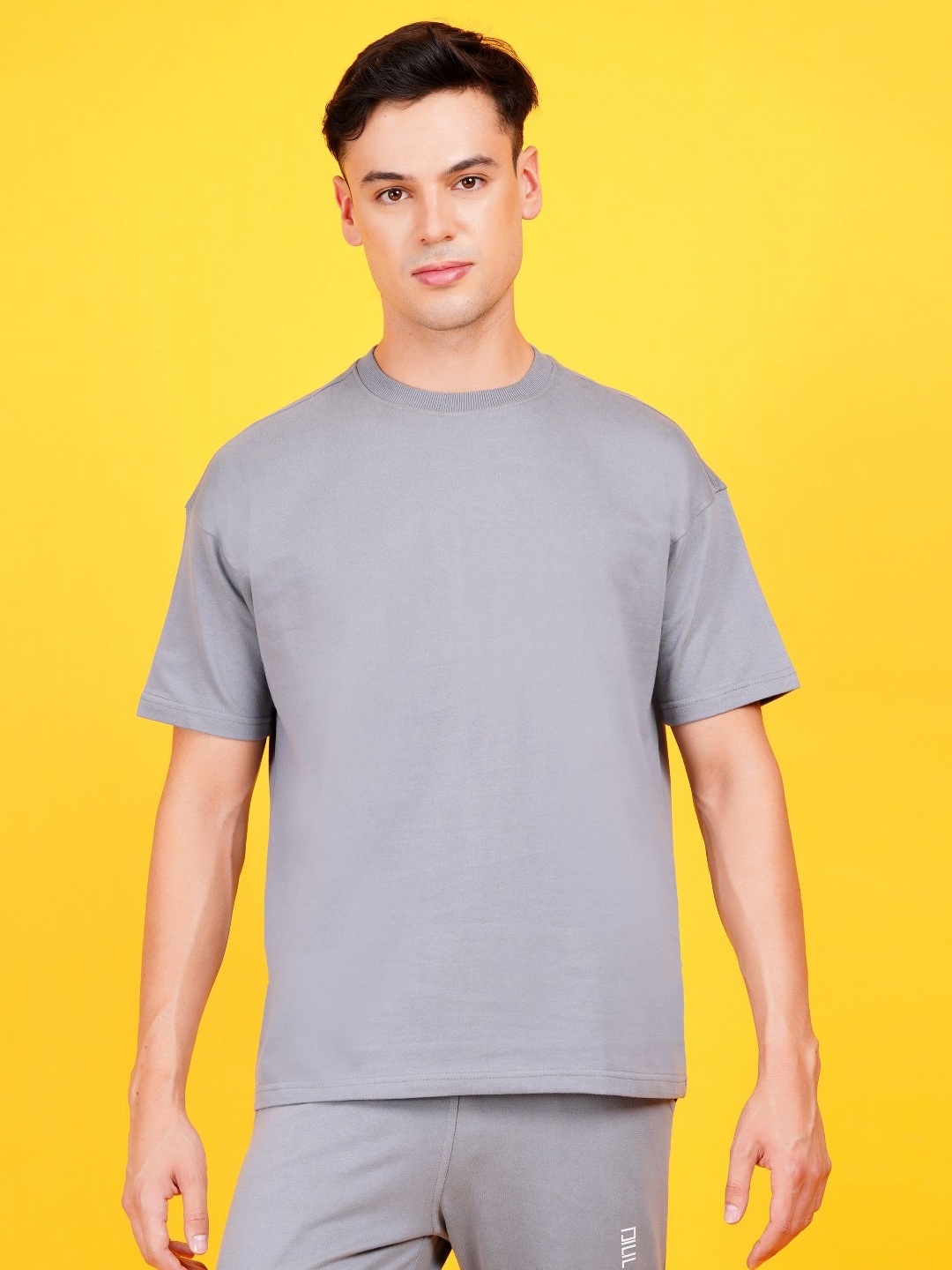 

DAFABFIT Men T-shirt, Grey