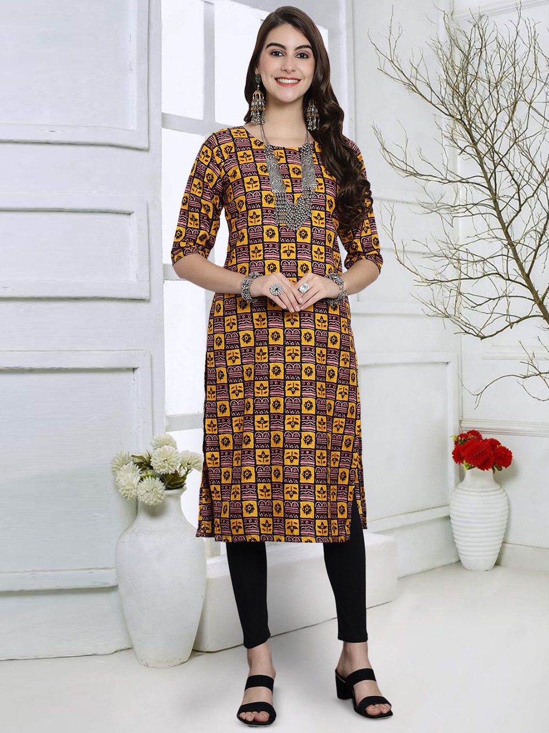 

7Threads Women Geometric Embroidered Mirror Work Floral Crepe Kurta, Multi