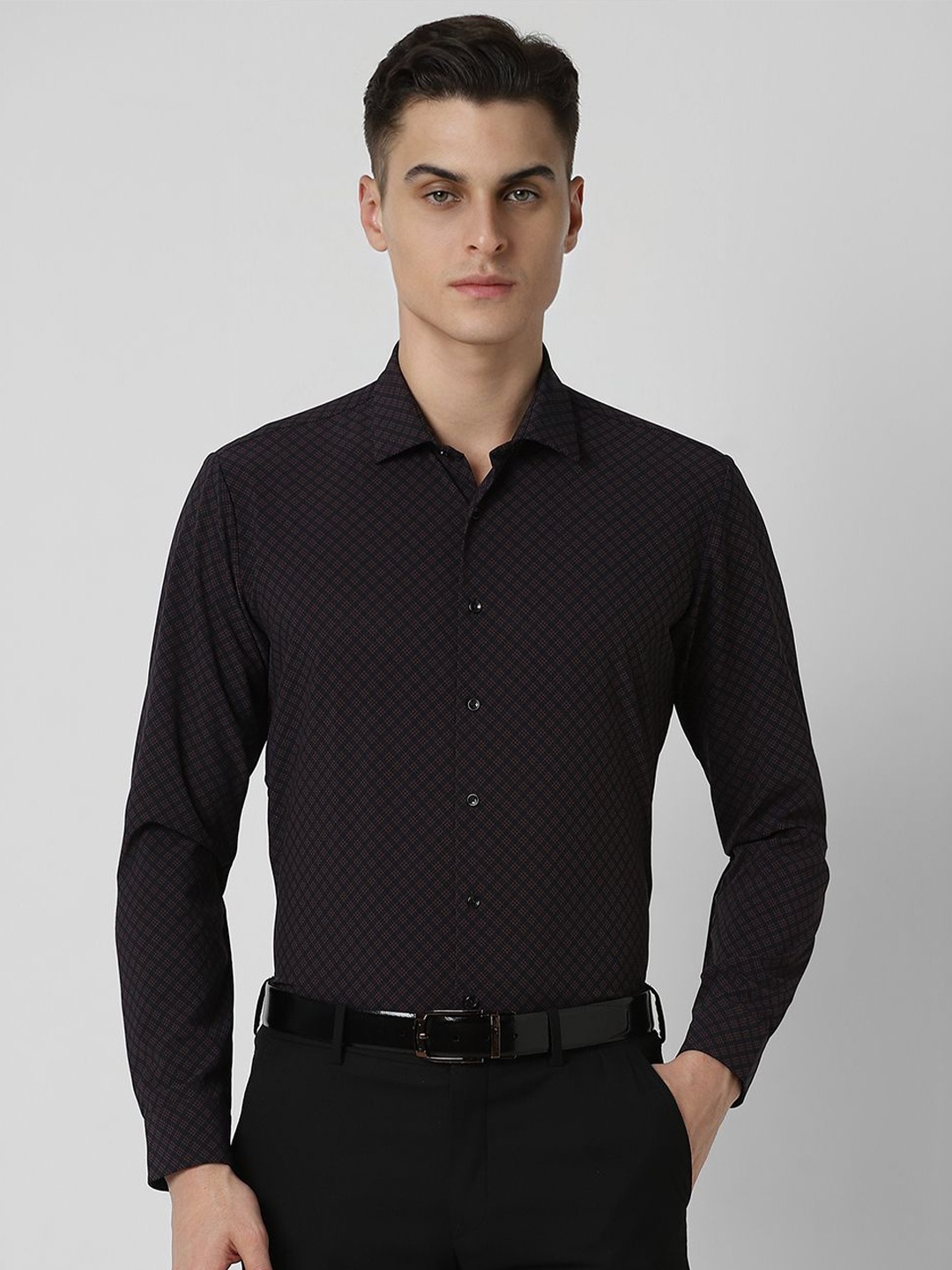 

Van Heusen Men Slim Fit Opaque Printed Formal Shirt, Black