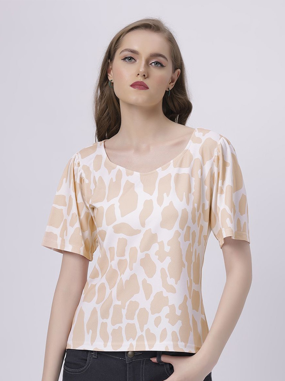 

BABA YAGA Geometric Print Top, Off white