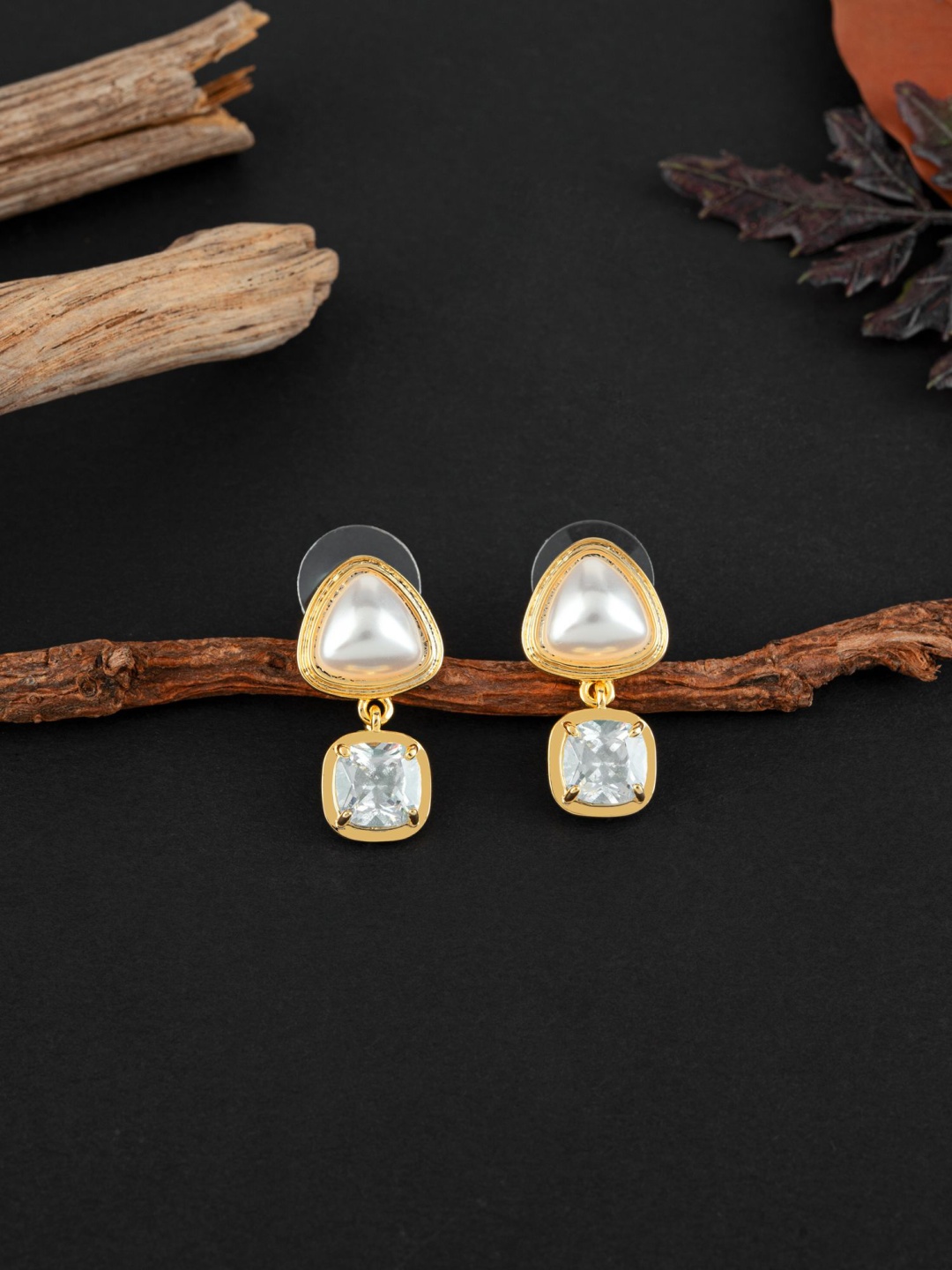 

E2O Contemporary Drop Earrings, Gold