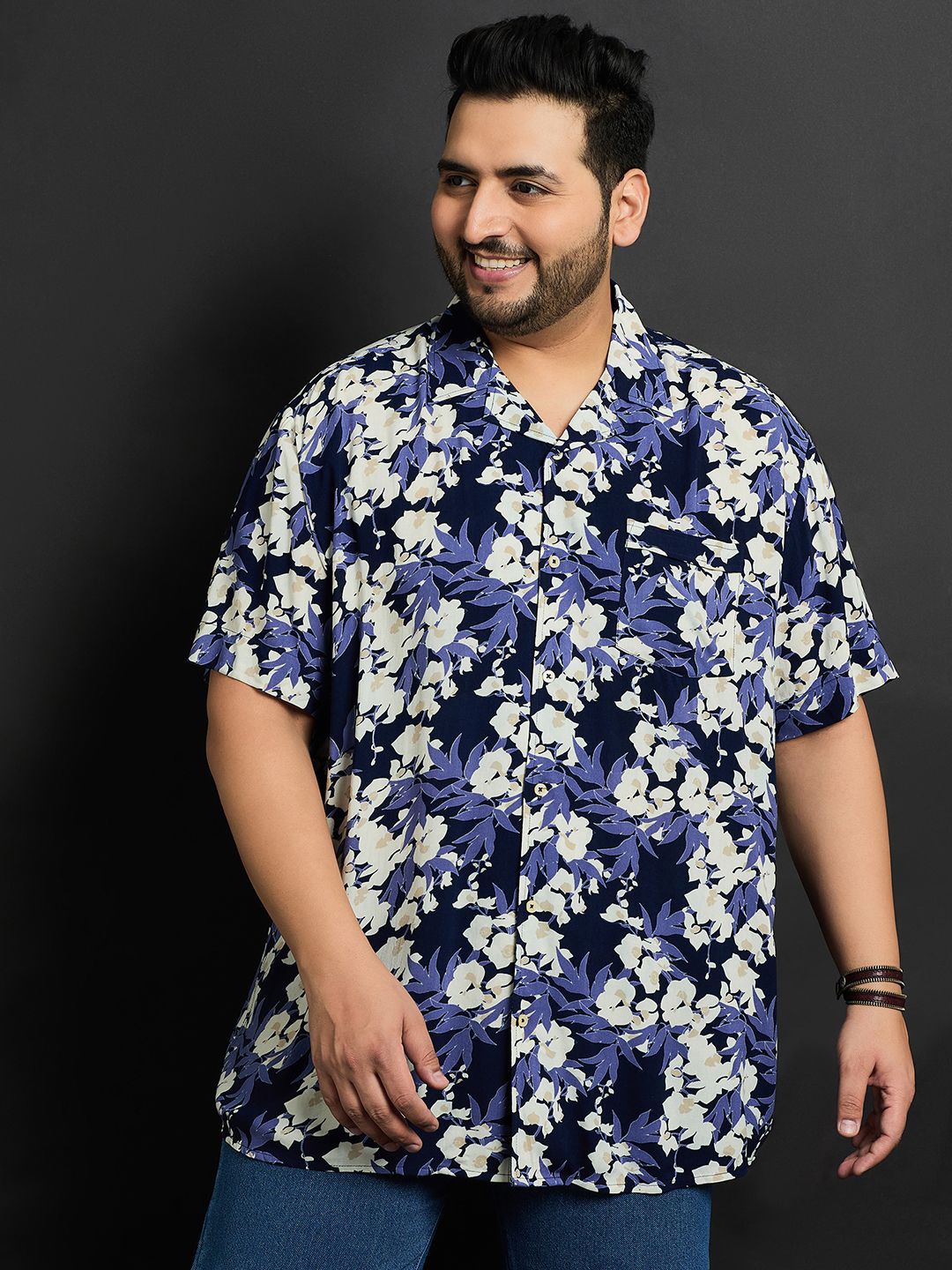 

bigbanana Plus Size Floral Printed Cuban Collar Short Sleeves Casual Shirt, Blue