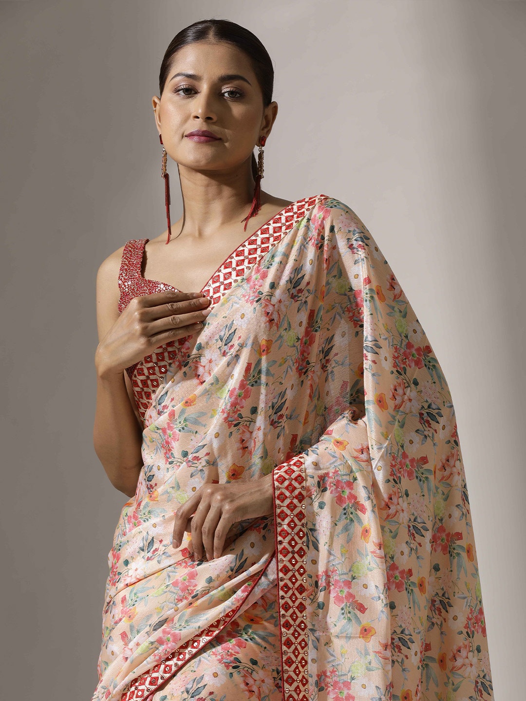 

Sangria Kalki Mirror Embroidered Saree With Blouse, Peach