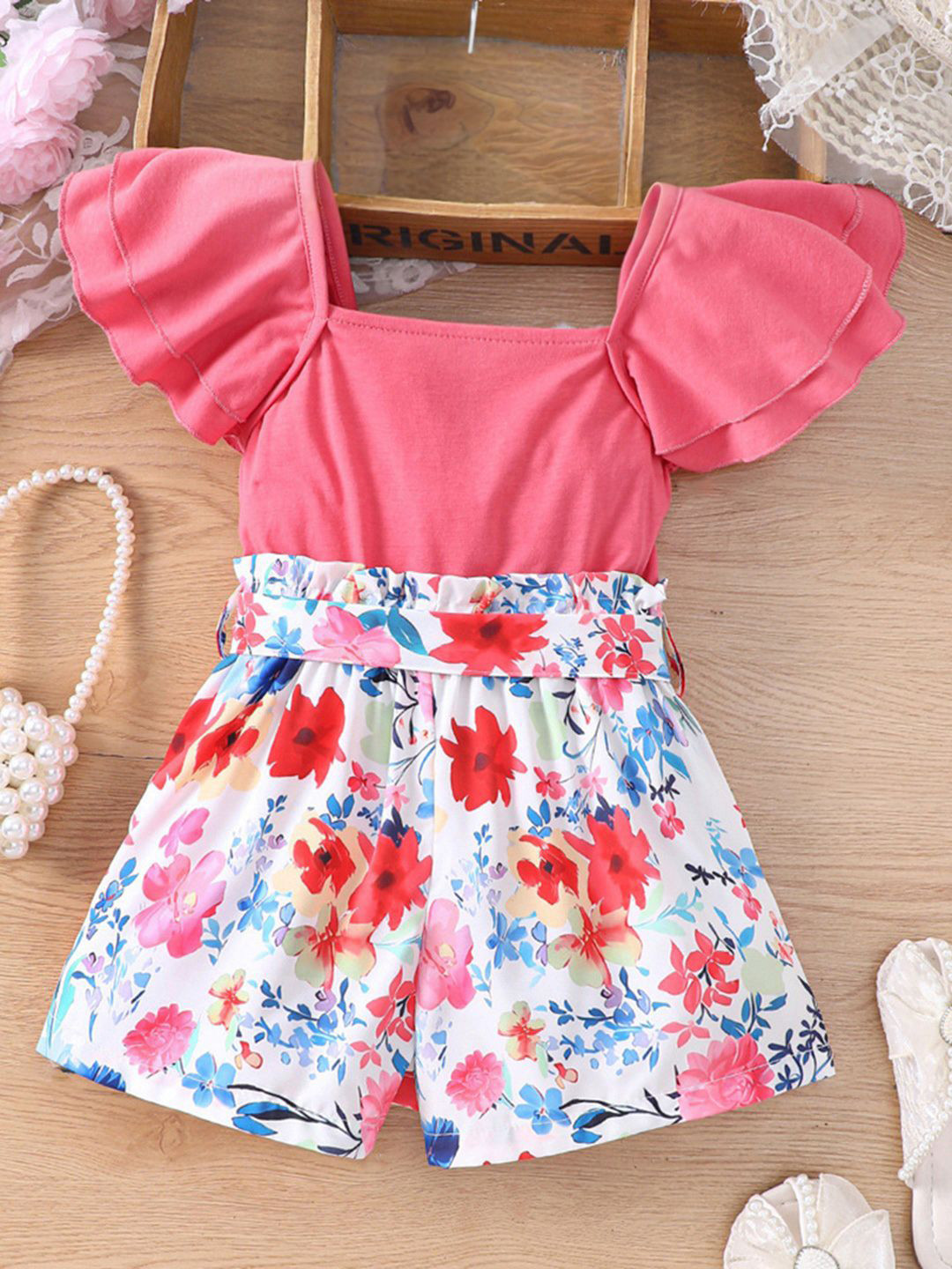 

INCLUD Girls Square Neck Flared Sleeves Top With Printed Short, Pink