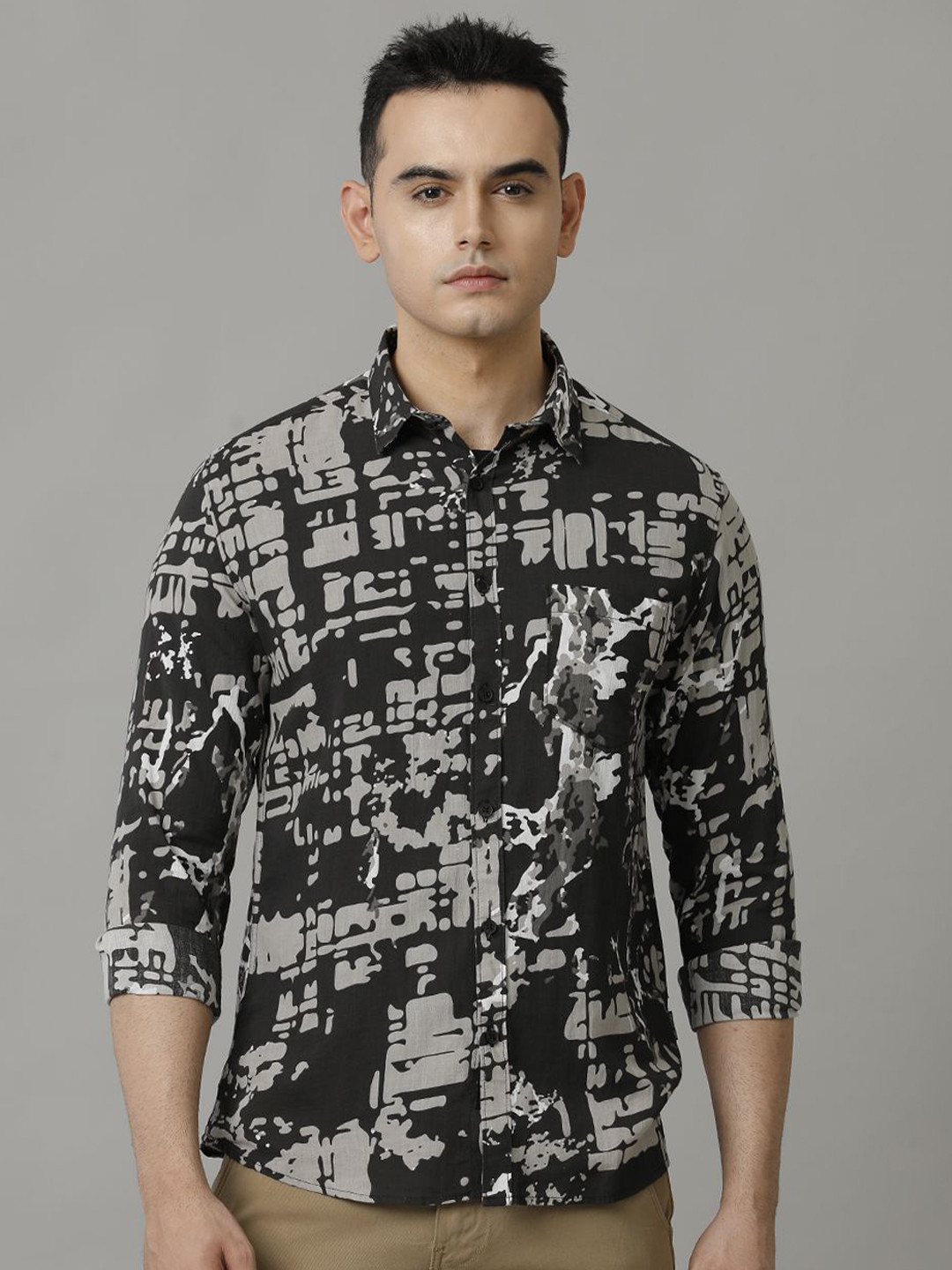

Voi Jeans Men Slim Fit Opaque Printed Casual Shirt, Black