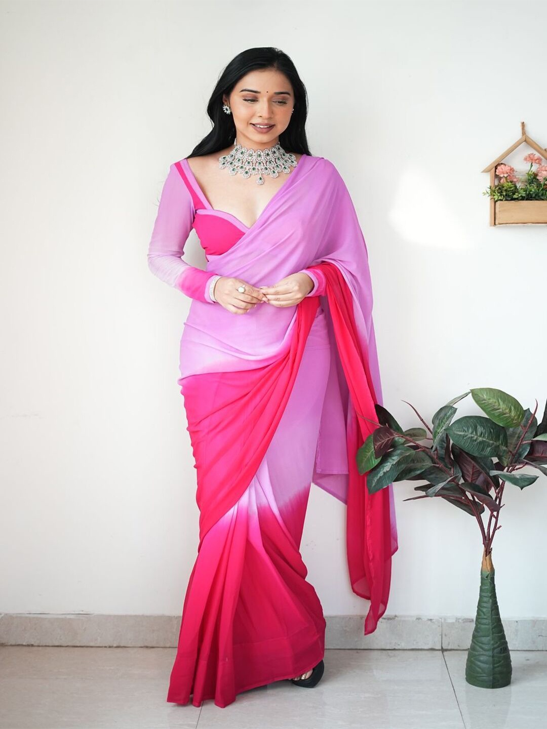 

Sitanjali Colourblocked Sequinned Pure Georgette Saree, Pink