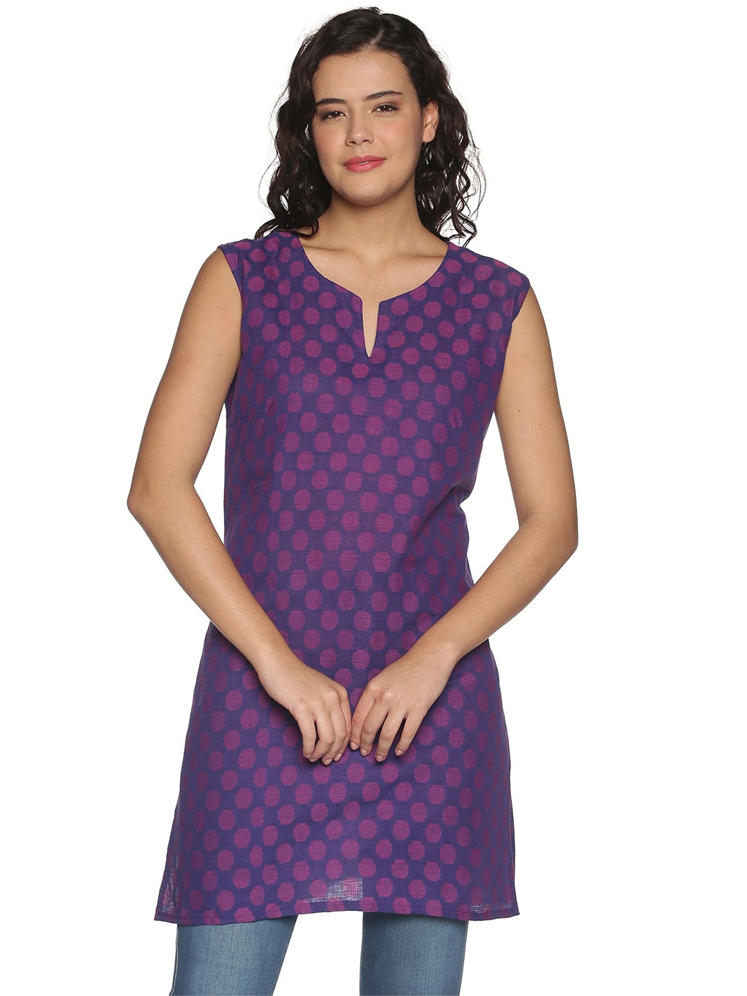 

Resha Polka Dot Woven Design Pure Cotton Dobby Handloom Kurti, Purple
