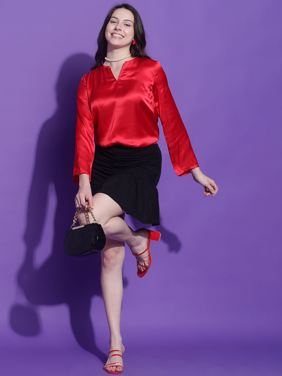 

Kotty Women Solid V-Neck Top, Red