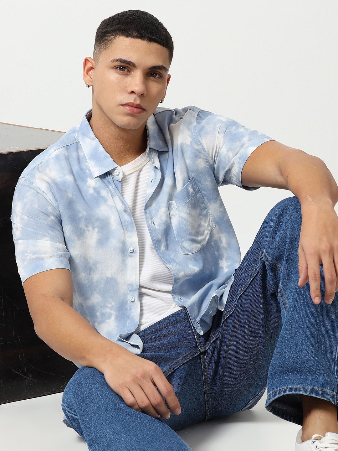 

URBARO Men Smart Slim Fit Opaque Checked Casual Shirt, Blue