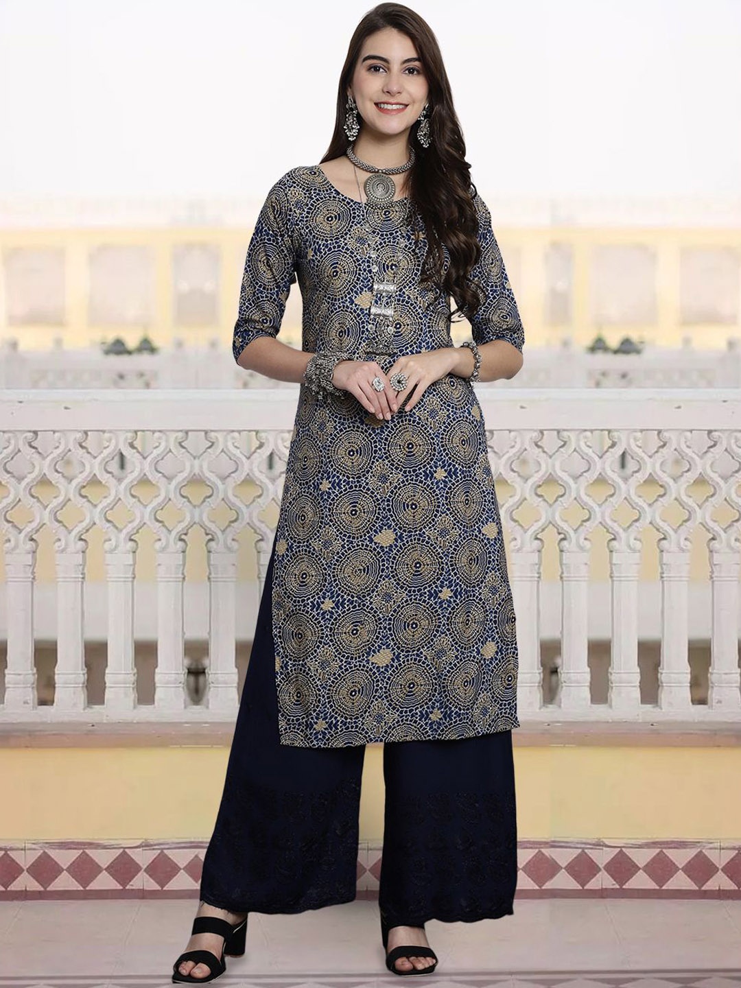 

7Threads Ethnic Motifs Printed Crepe Straight Kurta, Blue