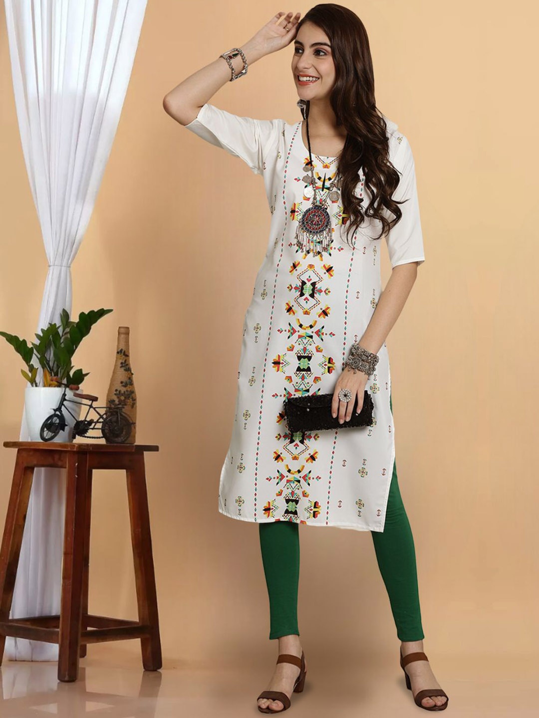 

7Threads Geometric Printed Round Neck Crepe Straight Kurta, White