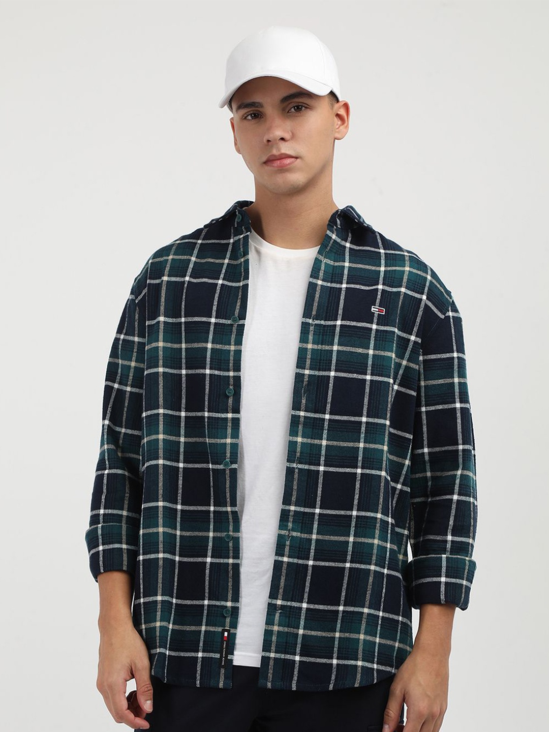 

Tommy Hilfiger Men Tartan Checks Opaque Checked Casual Shirt, Green
