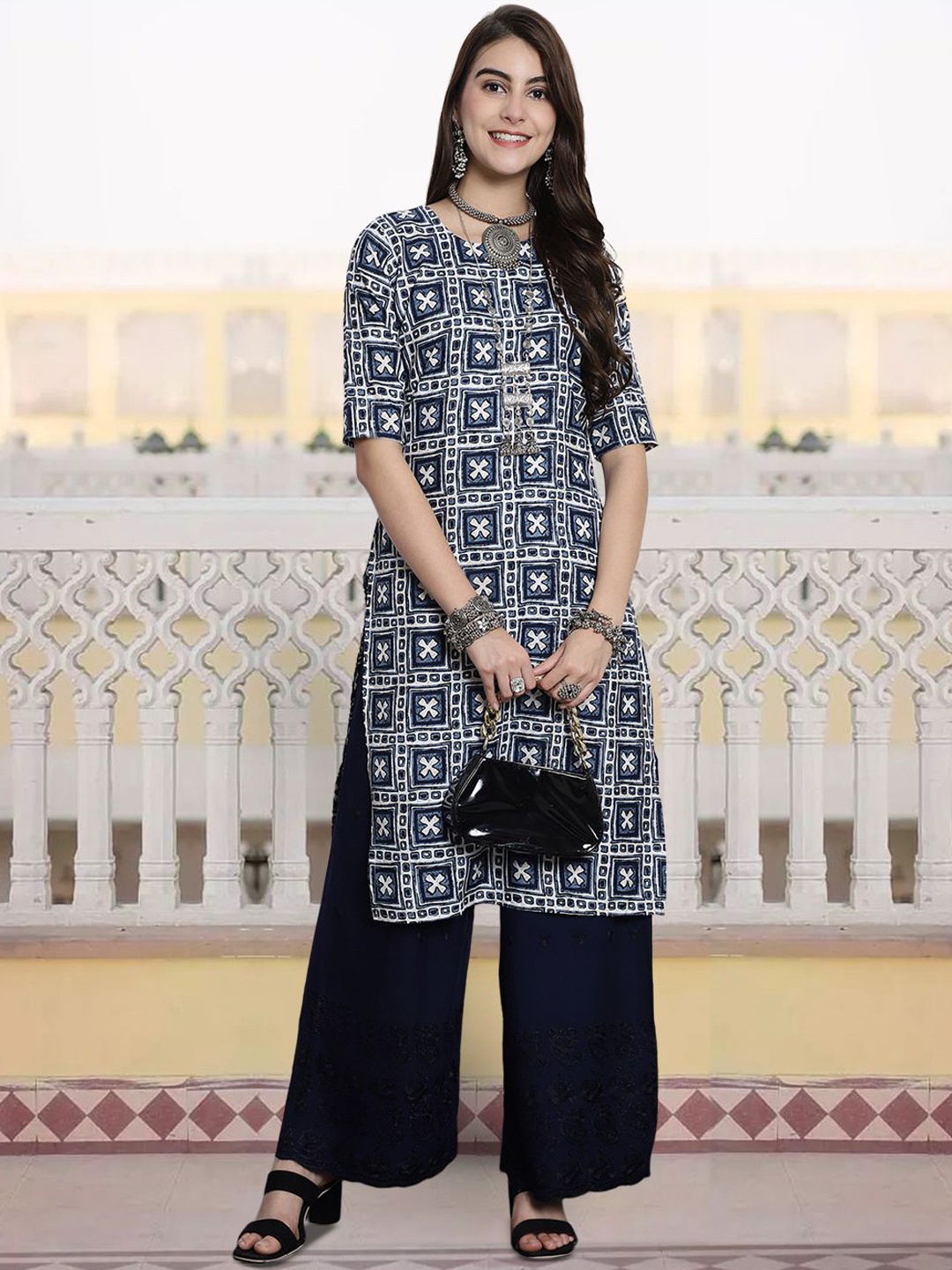 

7Threads Women Ethnic Motifs Printed Sequinned Floral Crepe Kurta, Multi