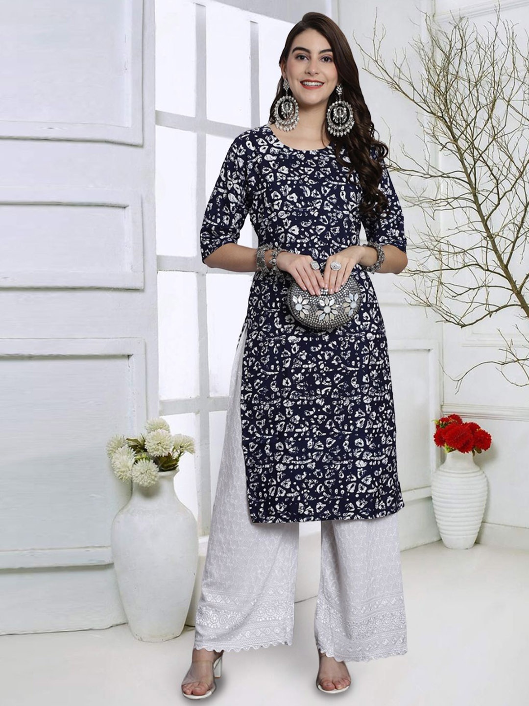 

7Threads Round Neck Printed Straight Kurta, Blue