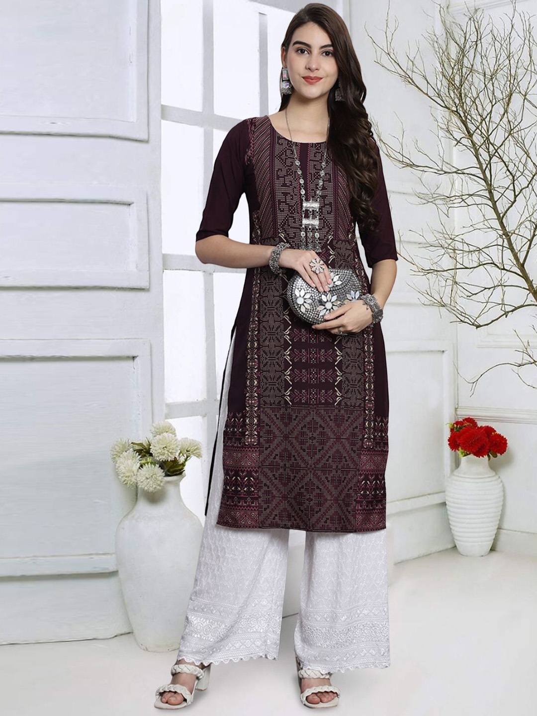 

7Threads Women Colourblocked Thread Work Floral Crepe Kurta, Multi